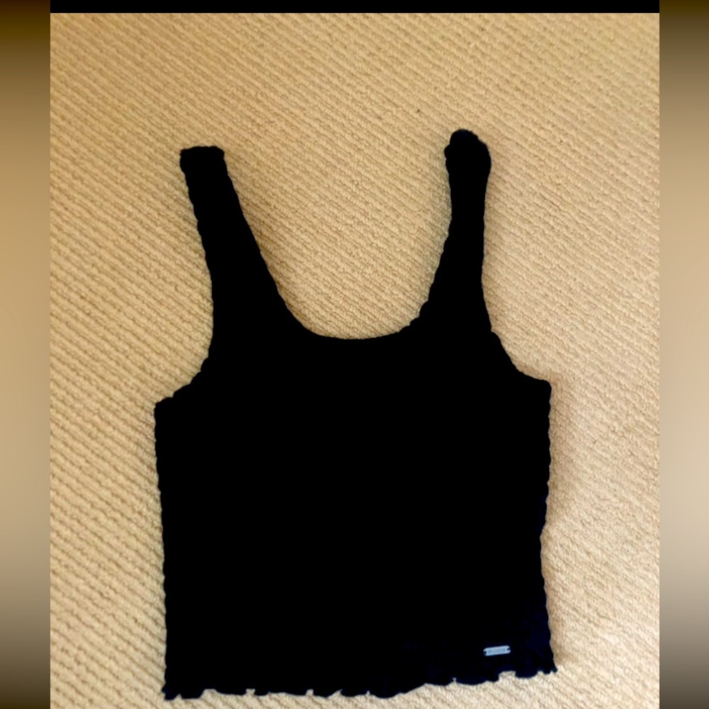 Hollister Black sleeveless Tank Top in Small
